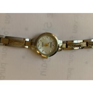 2770 Sharp Ladies Watch Gold And Silver Toned 7 Inch